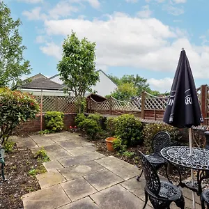 High St Wakefield Holiday home Horbury